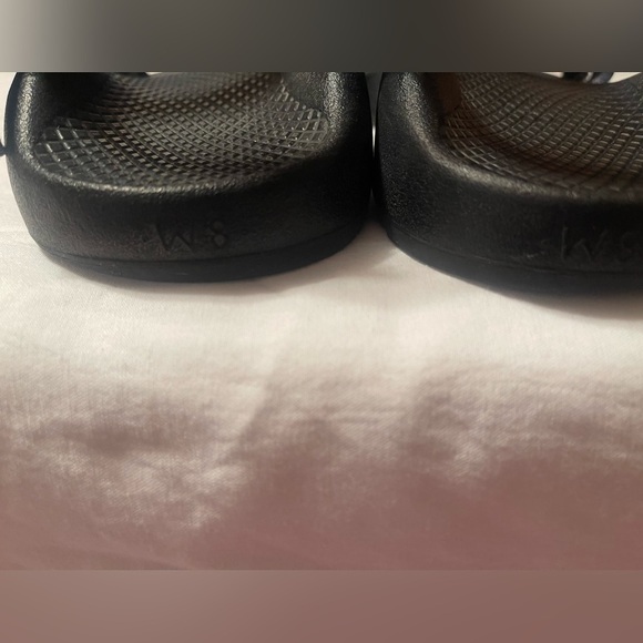 CHACO, Colorful Strappy Sandals - Picture 8 of 9